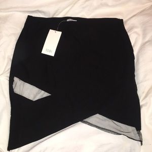 tobi brand new black mini skirt!